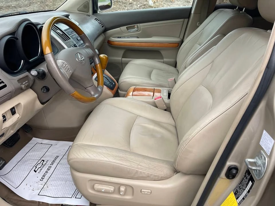 2004 Lexus RX 2nd Gen - Image 13 of 17