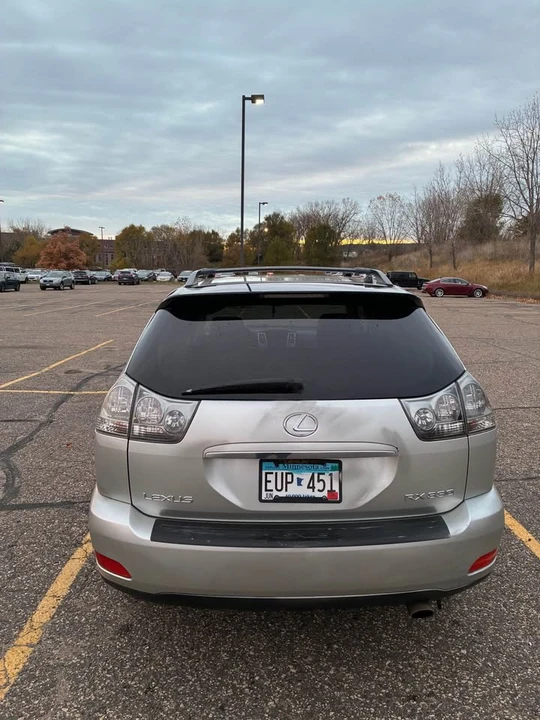 2004 Lexus RX 2nd Gen - Image 5 of 19