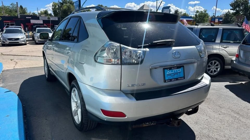 2004 Lexus RX 2nd Gen - Image 4 of 14