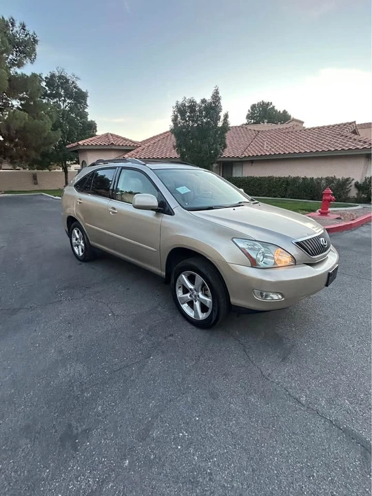 2004 Lexus RX 2nd Gen - Image 3 of 12