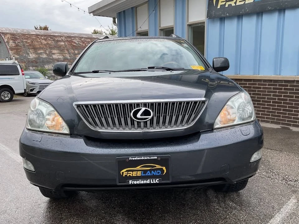 2004 Lexus RX 2nd Gen - Image 8 of 19