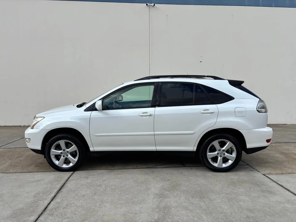 2004 Lexus RX 2nd Gen - Image 7 of 13
