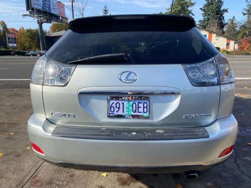 2004 Lexus RX 2nd Gen - Image 5 of 18