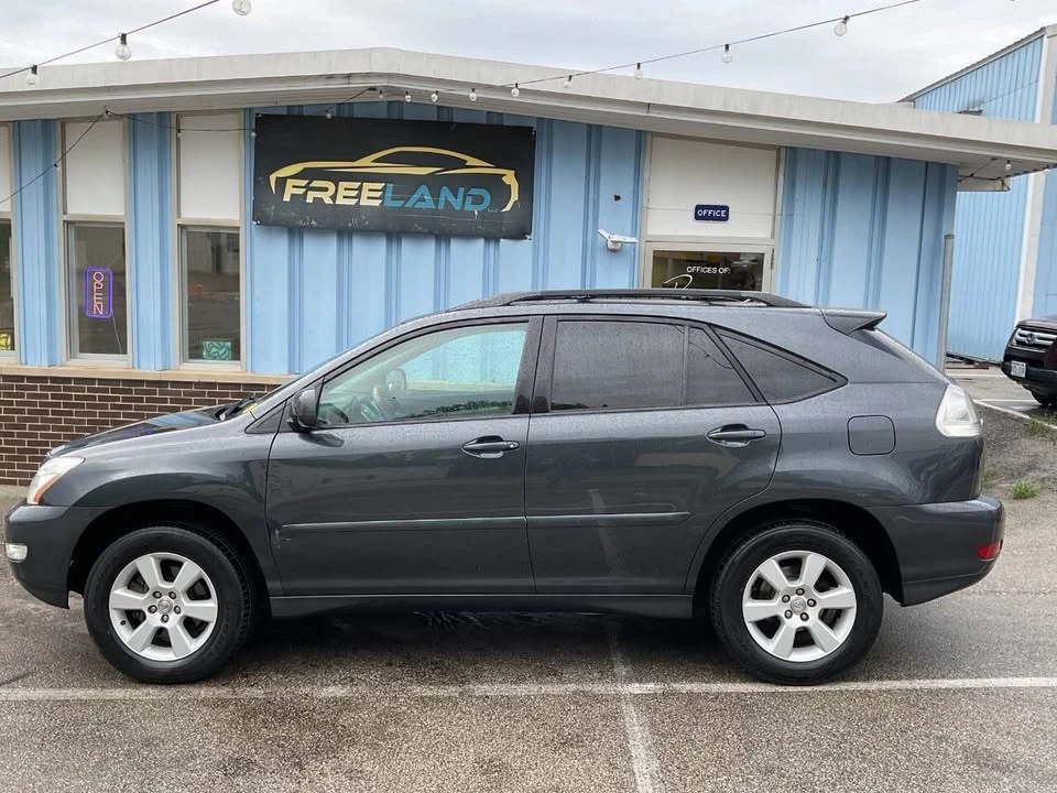 2004 Lexus RX 2nd Gen - Image 5 of 19