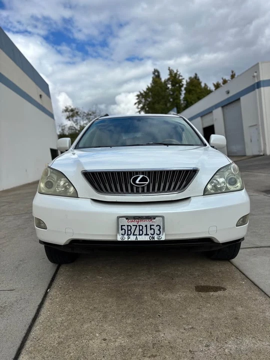 2004 Lexus RX 2nd Gen - Image 2 of 13