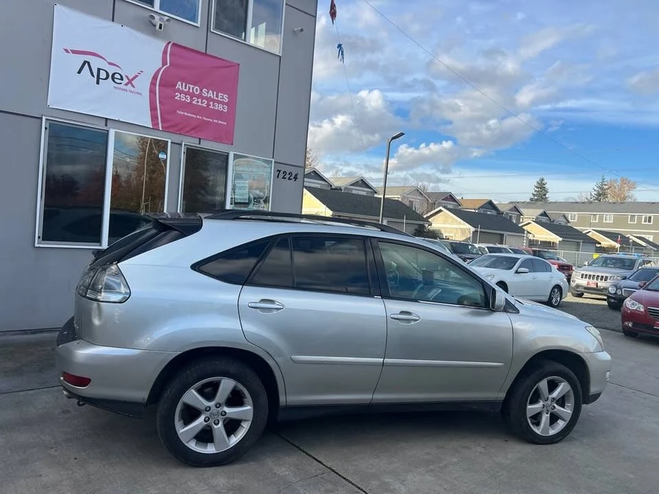2004 Lexus RX 2nd Gen - Image 9 of 15