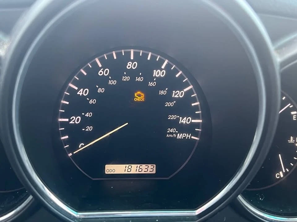 2004 Lexus RX 2nd Gen - Image 15 of 15
