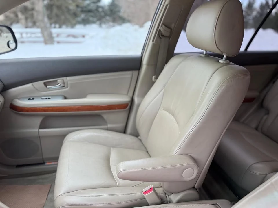 2004 Lexus RX 2nd Gen - Image 12 of 20