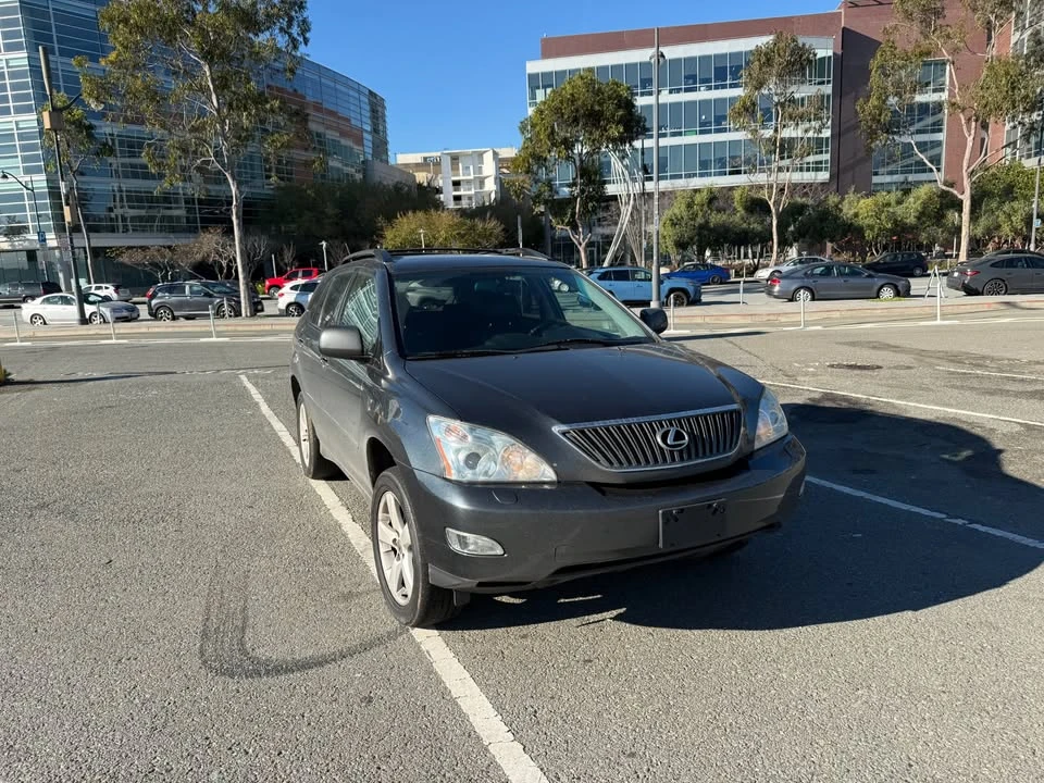 2004 Lexus RX 2nd Gen - Image 4 of 17