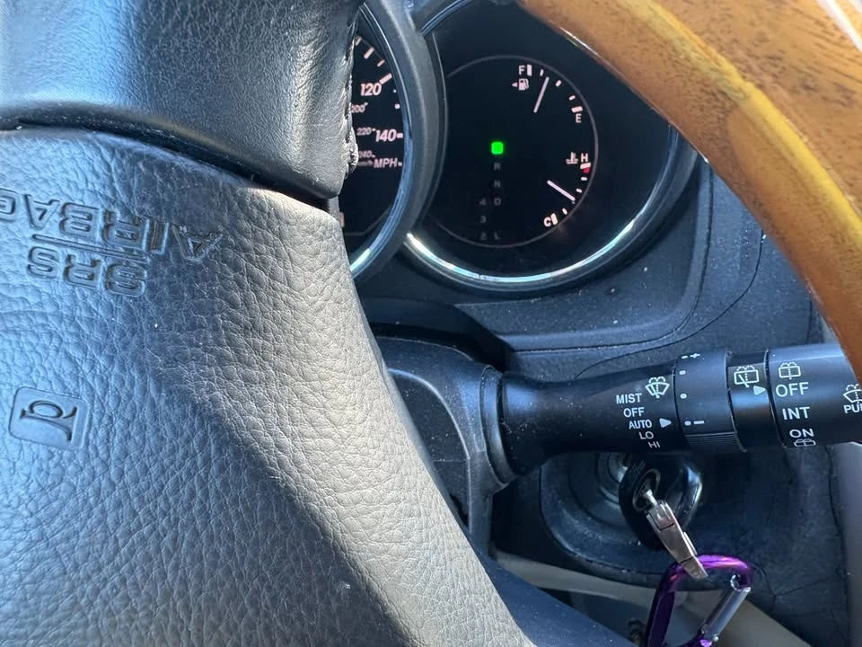 2004 Lexus RX 2nd Gen - Image 12 of 14