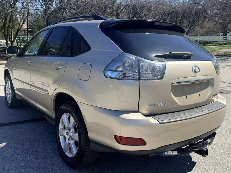 2004 Lexus RX 2nd Gen - Image 5 of 20