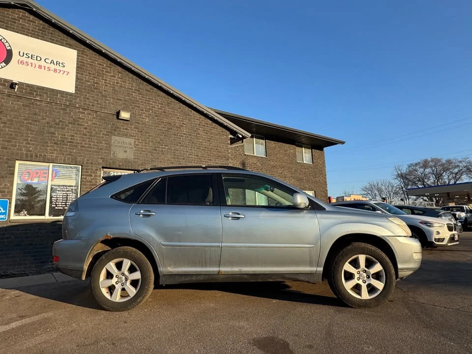 2004 Lexus RX 2nd Gen - Image 4 of 15
