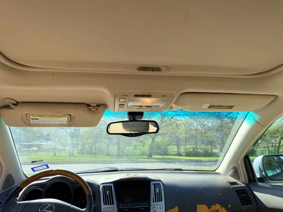2004 Lexus RX 2nd Gen - Image 11 of 15