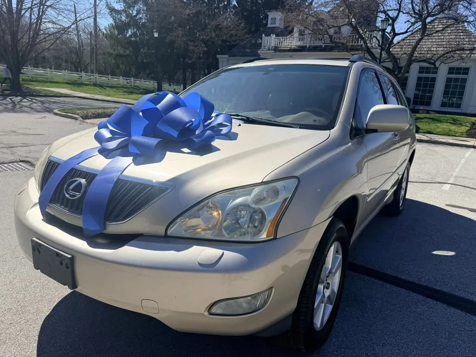 2004 Lexus RX 2nd Gen - Image 3 of 20