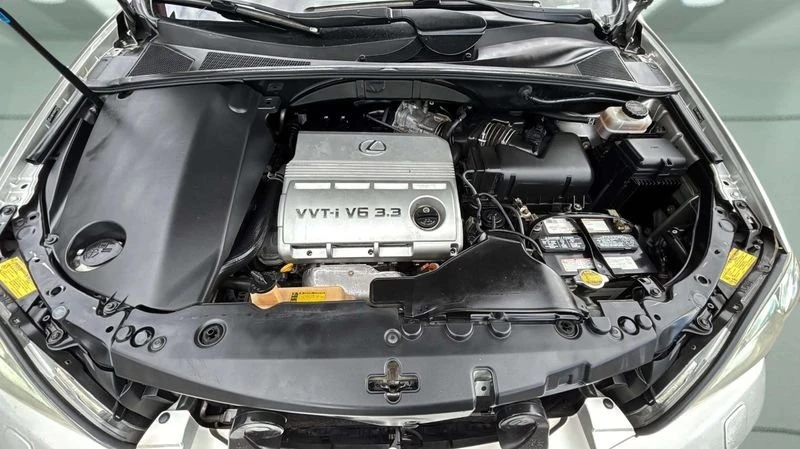 2004 Lexus RX 2nd Gen - Image 14 of 15