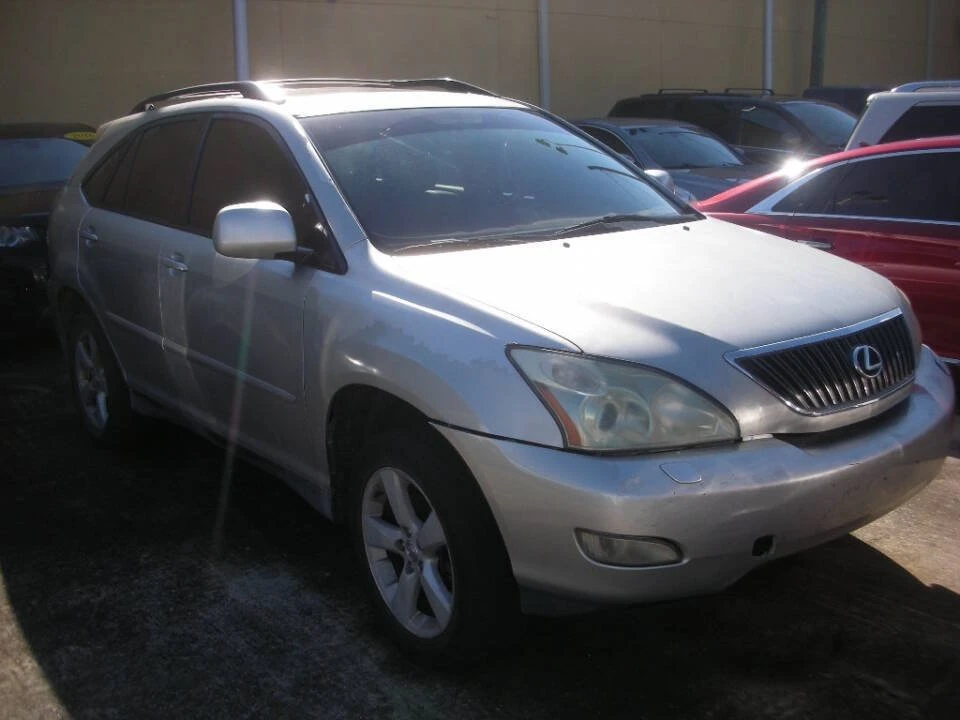 2004 Lexus RX 2nd Gen - Image 2 of 7