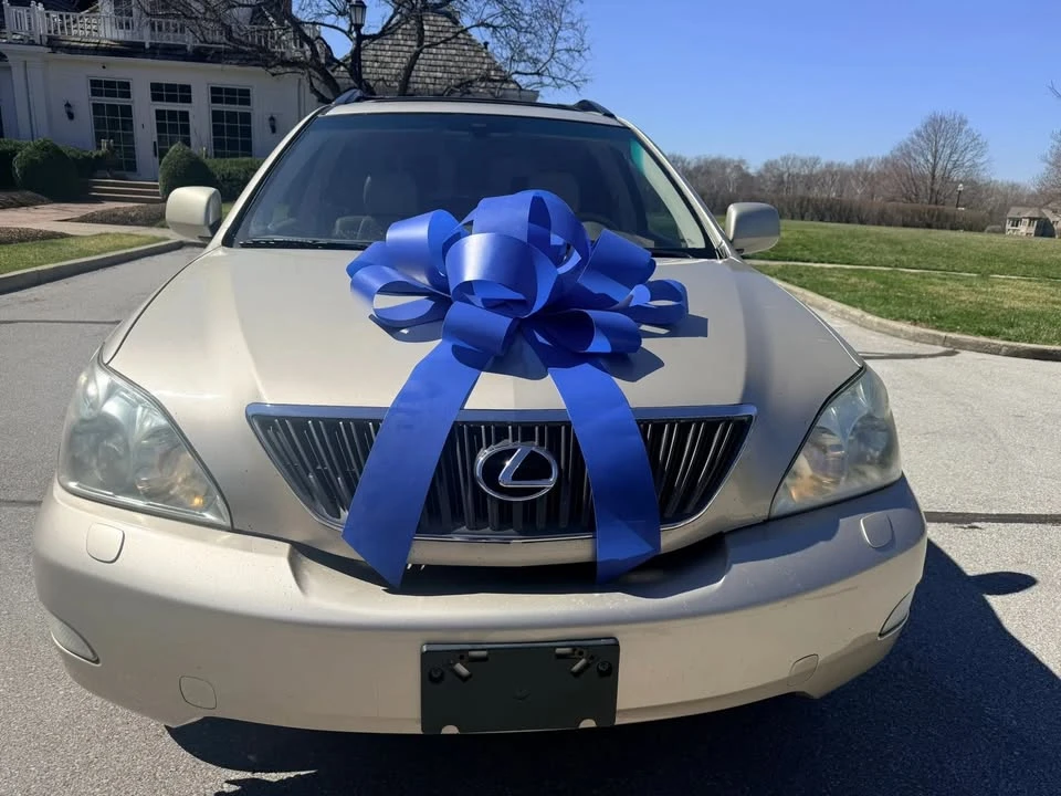 2004 Lexus RX 2nd Gen - Image 2 of 20