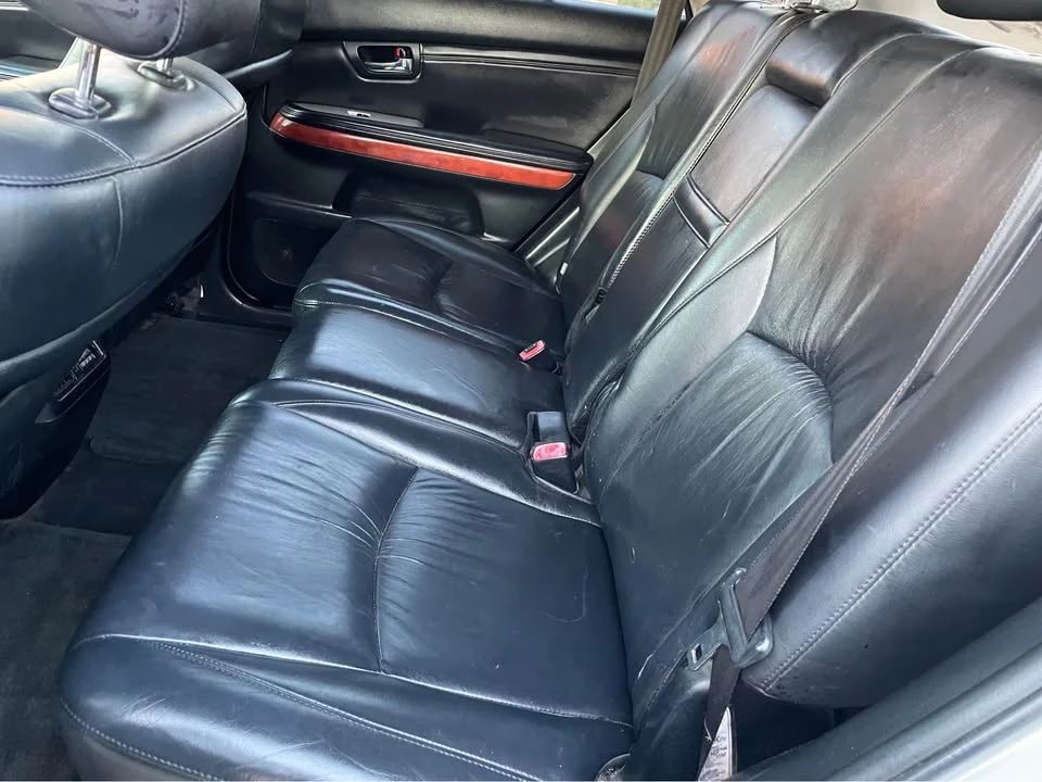 2004 Lexus RX 2nd Gen - Image 7 of 9