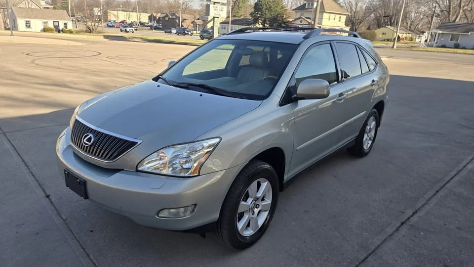 2004 Lexus RX 2nd Gen - Image 2 of 14
