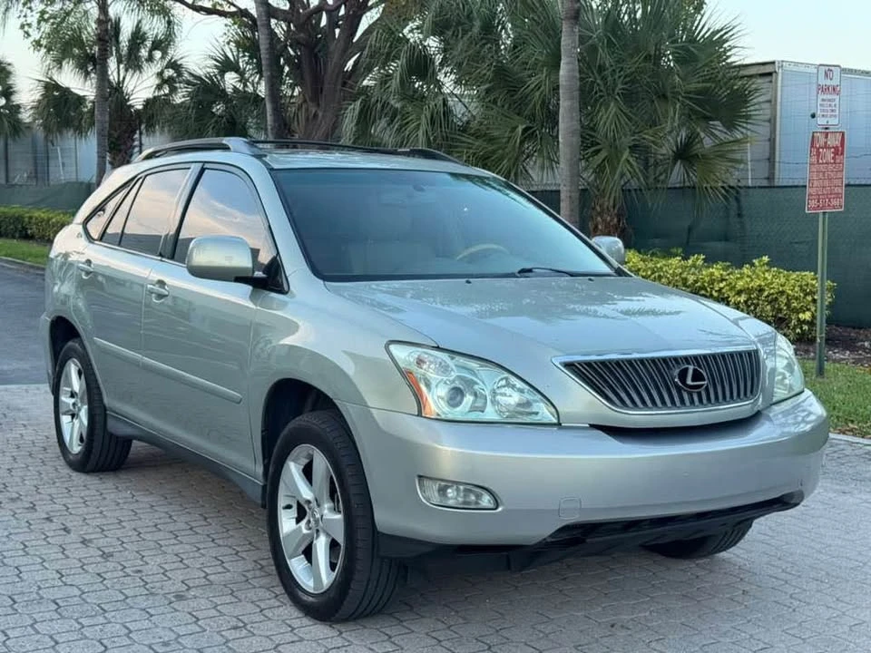 2004 Lexus RX 2nd Gen - Image 2 of 8