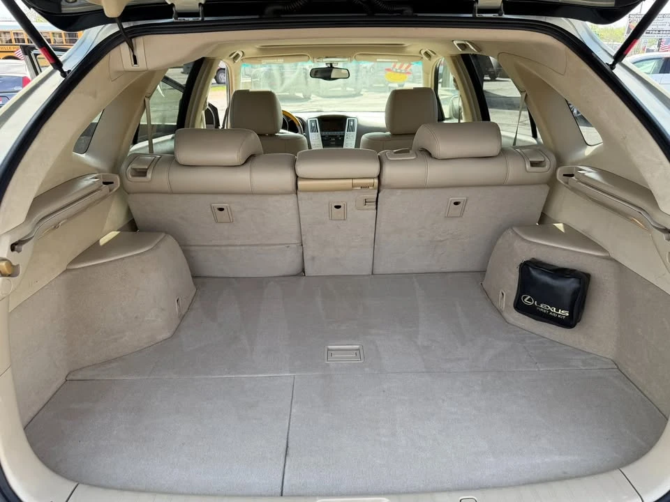 2004 Lexus RX 2nd Gen - Image 16 of 20