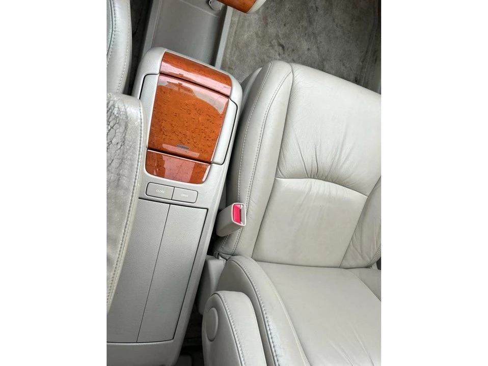 2004 Lexus RX 2nd Gen - Image 18 of 18