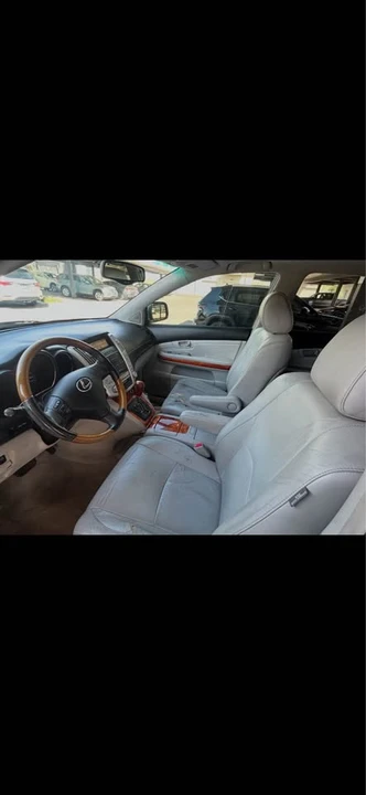 2004 Lexus RX 2nd Gen - Image 2 of 7
