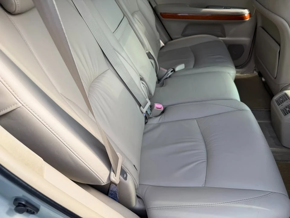 2004 Lexus RX 2nd Gen - Image 17 of 20