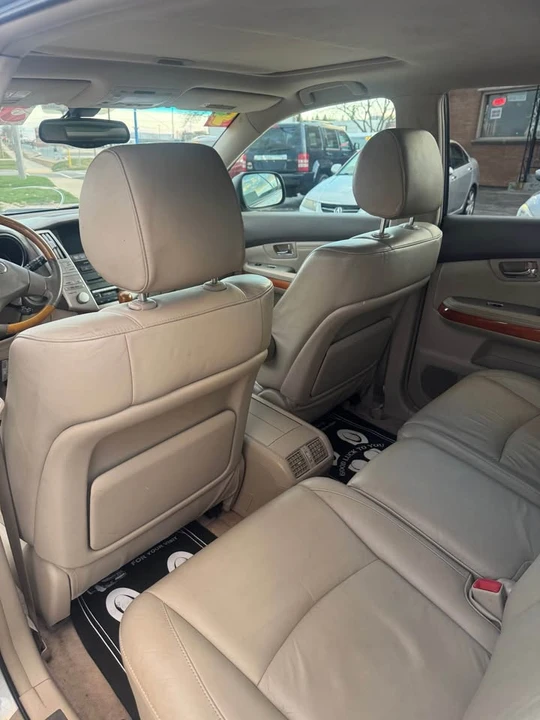2004 Lexus RX 2nd Gen - Image 13 of 17