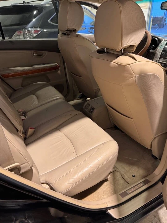 2004 Lexus RX 2nd Gen - Image 11 of 19