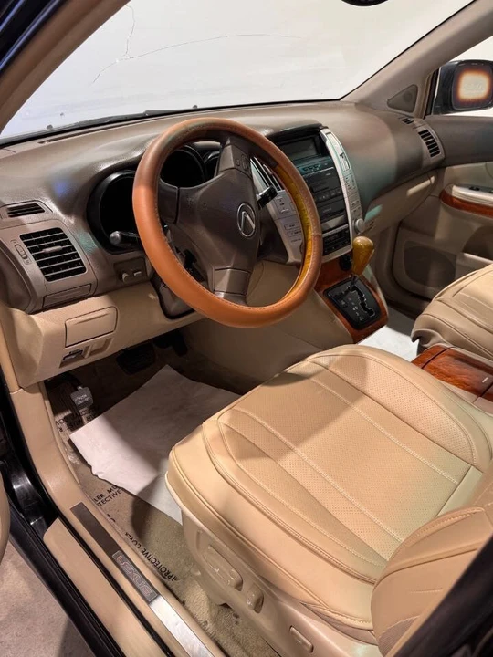 2004 Lexus RX 2nd Gen - Image 8 of 19