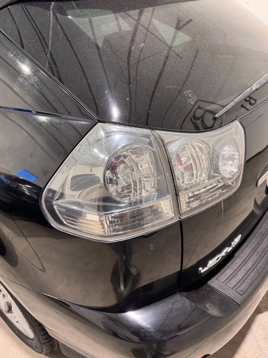 2004 Lexus RX 2nd Gen - Image 18 of 19