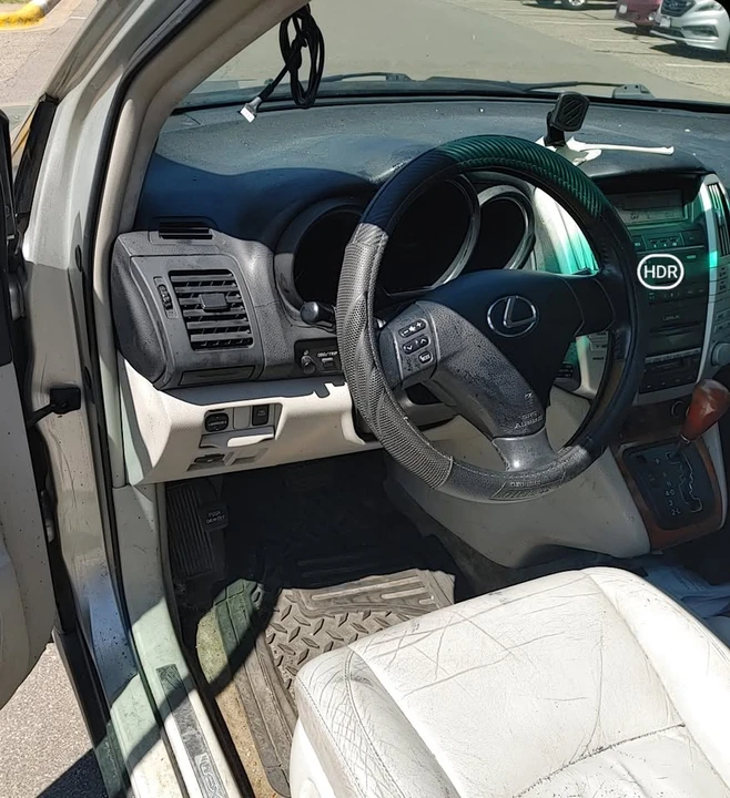 2004 Lexus RX 2nd Gen - Image 6 of 6