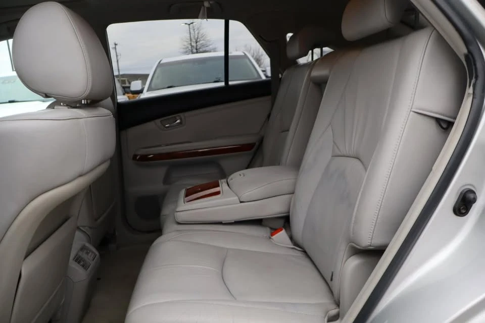 2004 Lexus RX 2nd Gen - Image 11 of 20