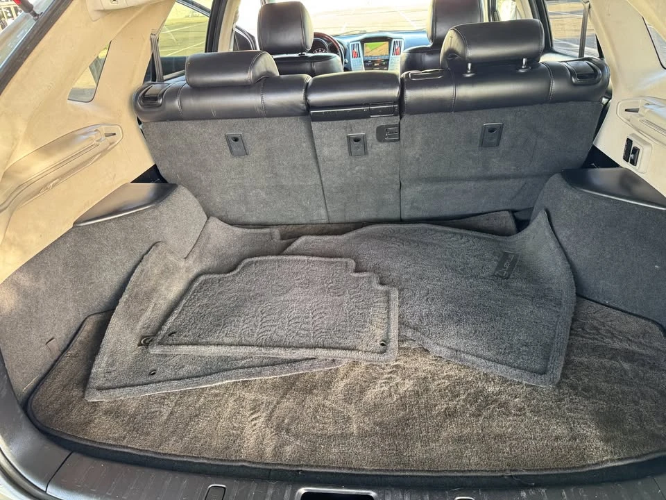 2004 Lexus RX 2nd Gen - Image 16 of 17