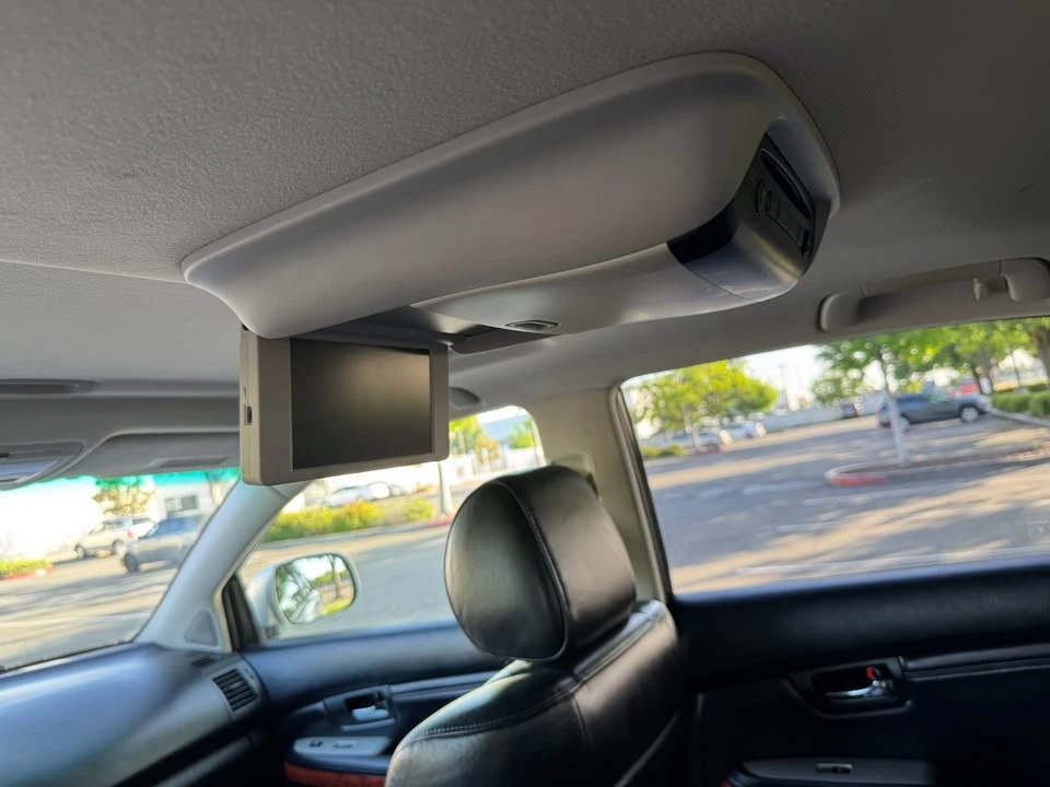 2004 Lexus RX 2nd Gen - Image 9 of 17