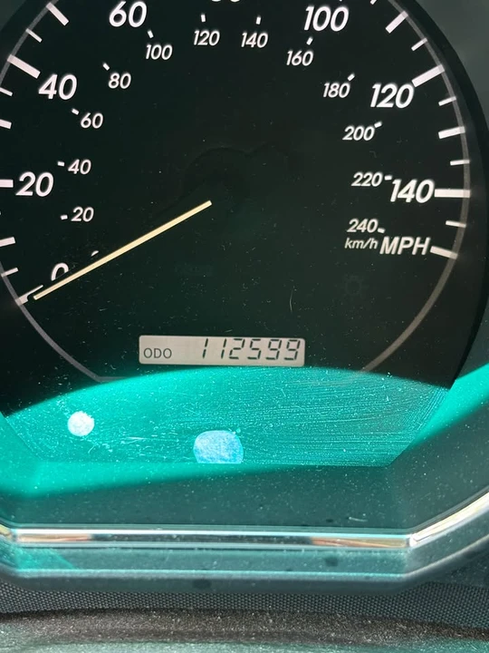2004 Lexus RX 2nd Gen - Image 7 of 15