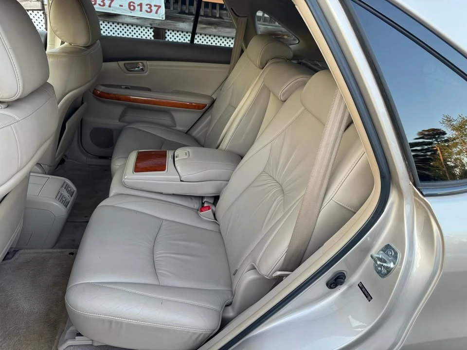 2004 Lexus RX 2nd Gen - Image 14 of 20