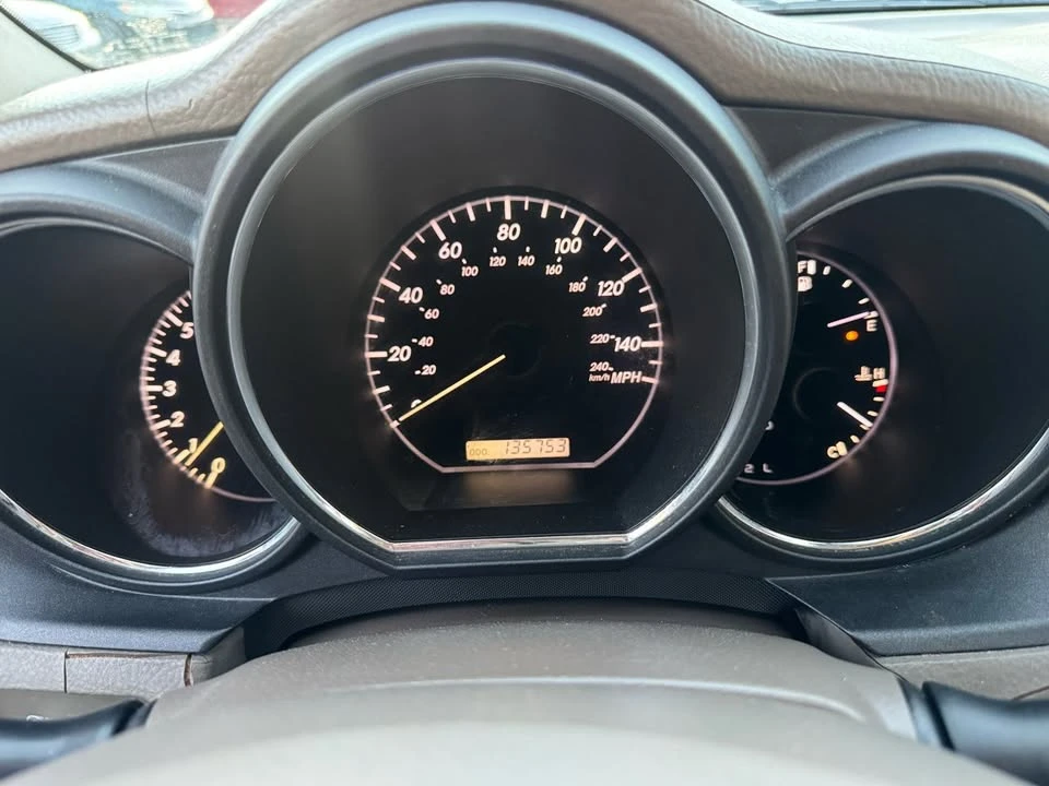 2004 Lexus RX 2nd Gen - Image 18 of 20