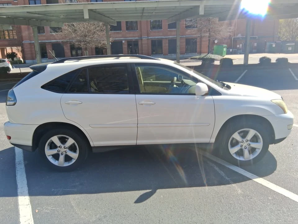 2004 Lexus RX 2nd Gen - Image 6 of 20