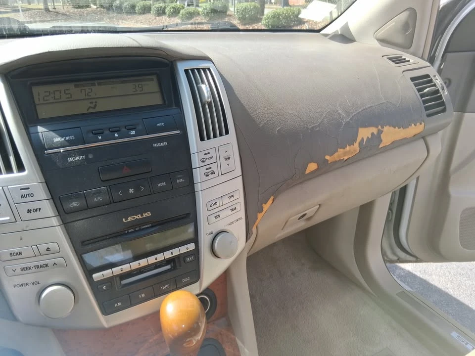 2004 Lexus RX 2nd Gen - Image 18 of 20