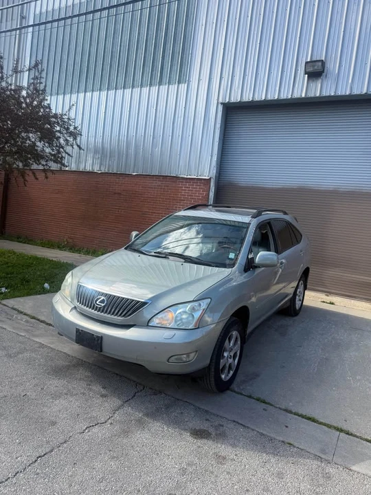 2004 Lexus RX 2nd Gen - Image 2 of 20