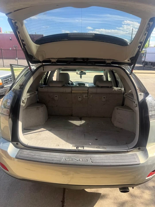 2004 Lexus RX 2nd Gen - Image 19 of 20