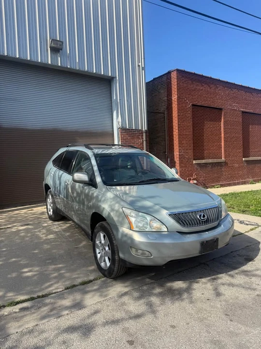 2004 Lexus RX 2nd Gen - Image 3 of 20