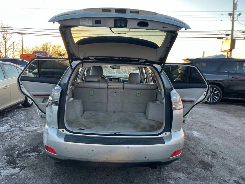 2004 Lexus RX 2nd Gen - Image 19 of 20