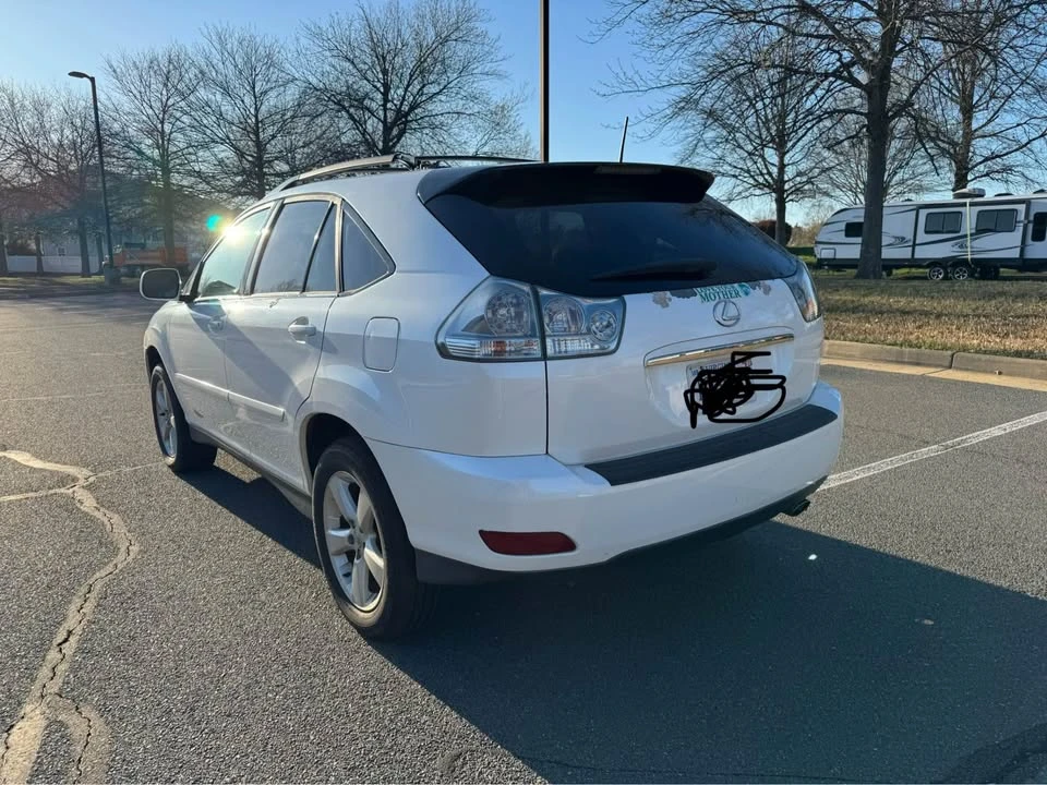2004 Lexus RX 2nd Gen - Image 8 of 19