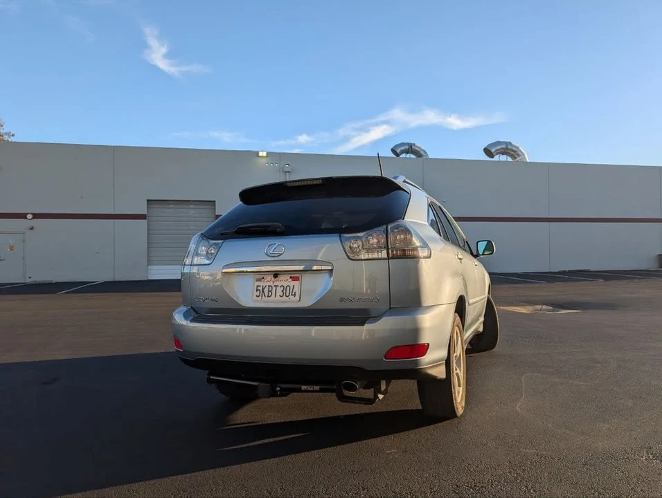 2004 Lexus RX 2nd Gen - Image 3 of 9