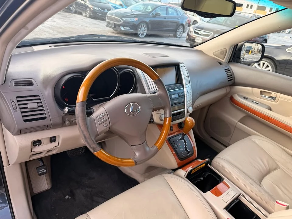 2004 Lexus RX 2nd Gen - Image 6 of 15