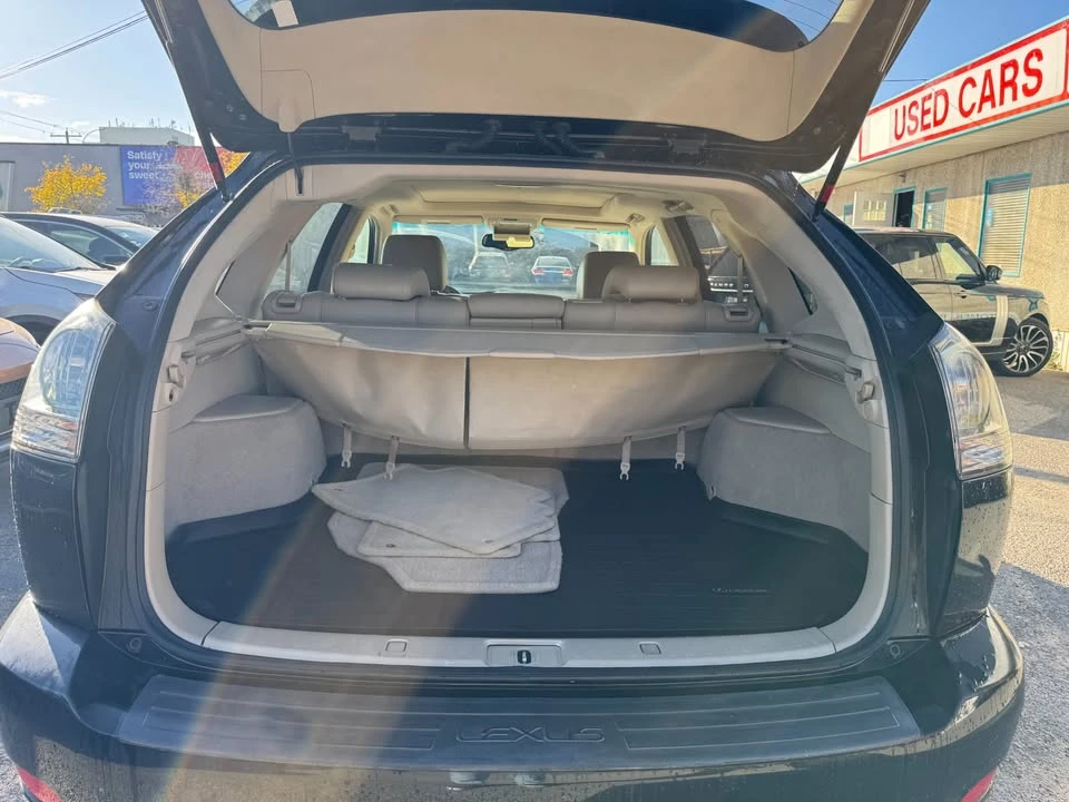 2004 Lexus RX 2nd Gen - Image 5 of 14