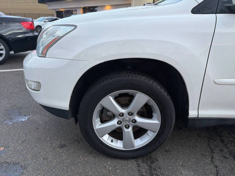 2004 Lexus RX 2nd Gen - Image 11 of 20